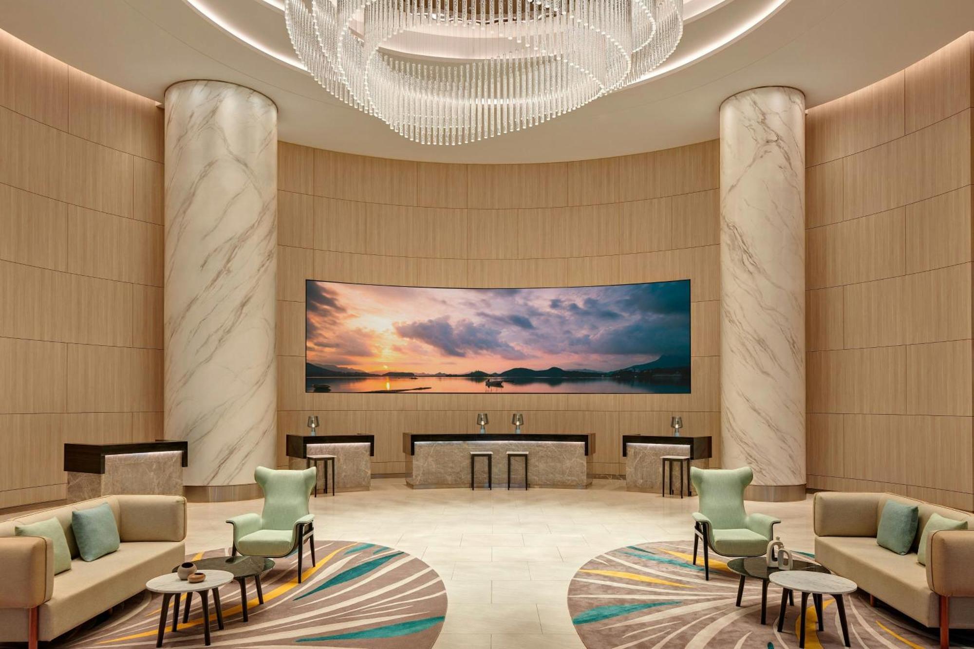 Hotel Courtyard By Marriott